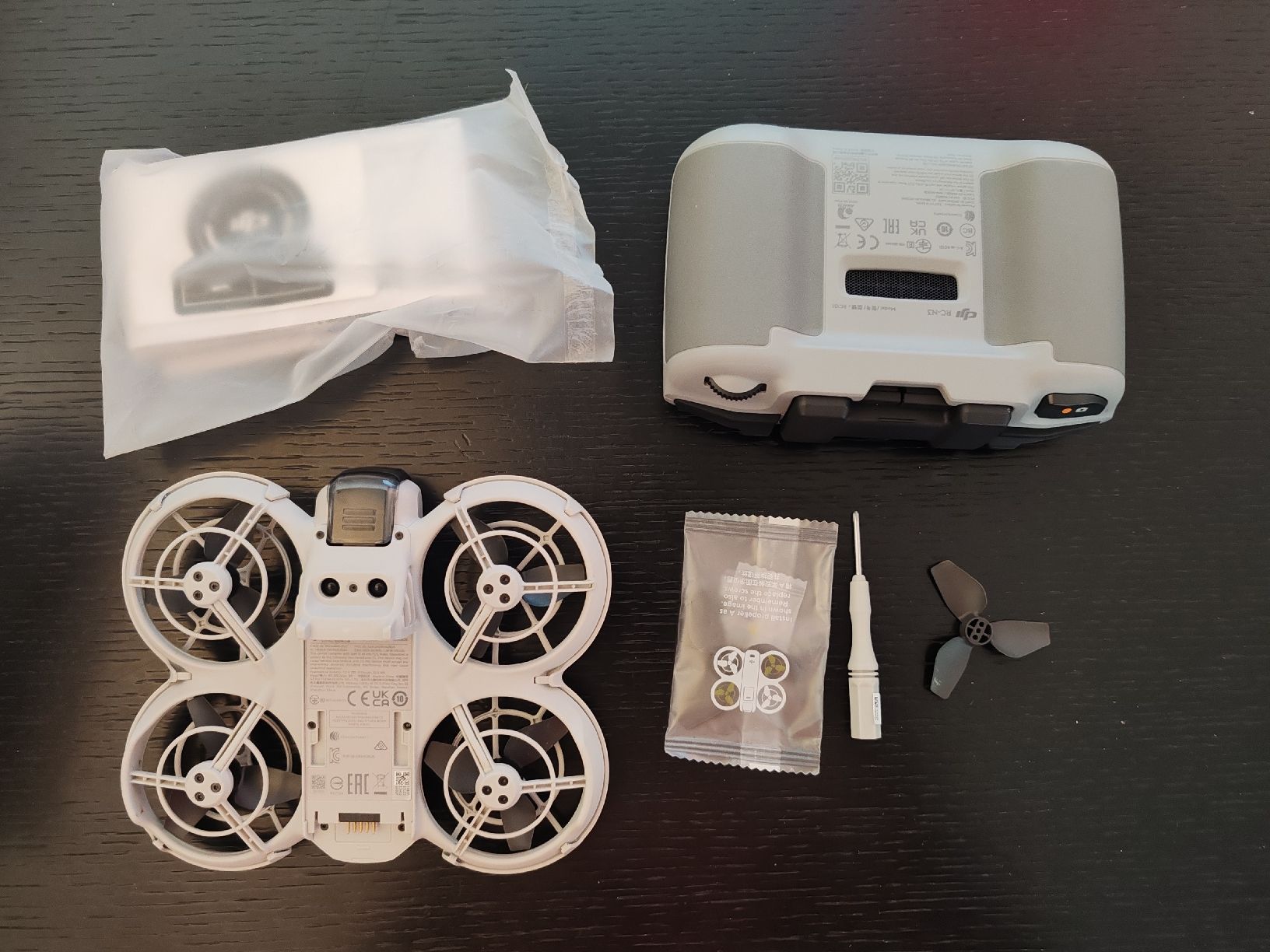 DJI Videocamere: DJI Neo Fly More Combo - Neu – Nuovo (secondo la descrizione) da Bern venduto da PrettyGood 4