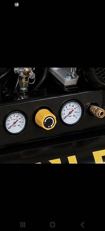 Kompressoren: Compressore 10 bar 50l. 2hp Profess. a cinghia  – Gebraucht aus Giubiasco von Famil.l 1