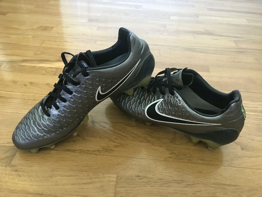 Chaussures de football Nike Tiempo 43 crampons en fer Kaufen