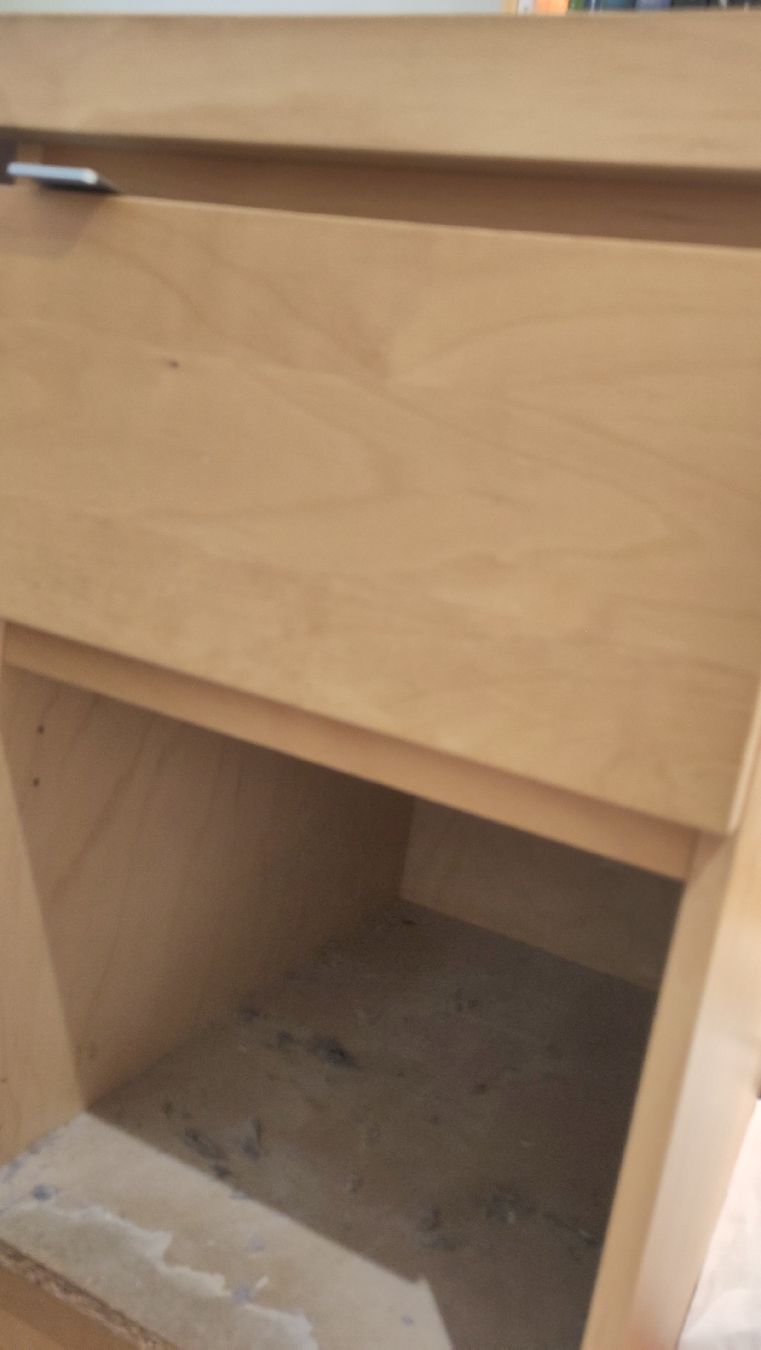 Schreibtische: ikea Schreibtisch Jonas – Gebraucht aus Uster von jon_drm5