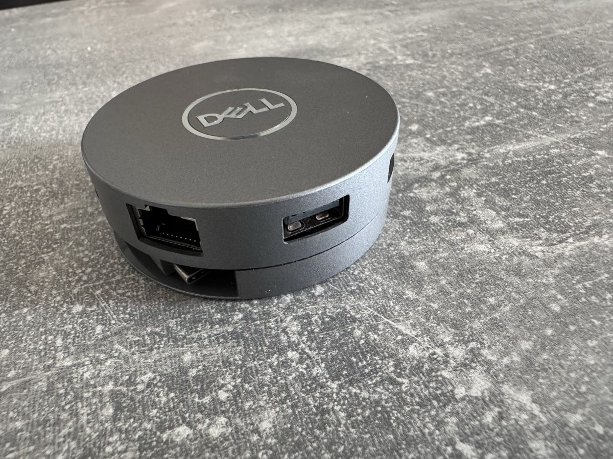 Dell Hub & Switch: Dell 7-in-1-USB-C-Multiport-Adapter DA310z – Usato da Bern venduto da Sa__lee