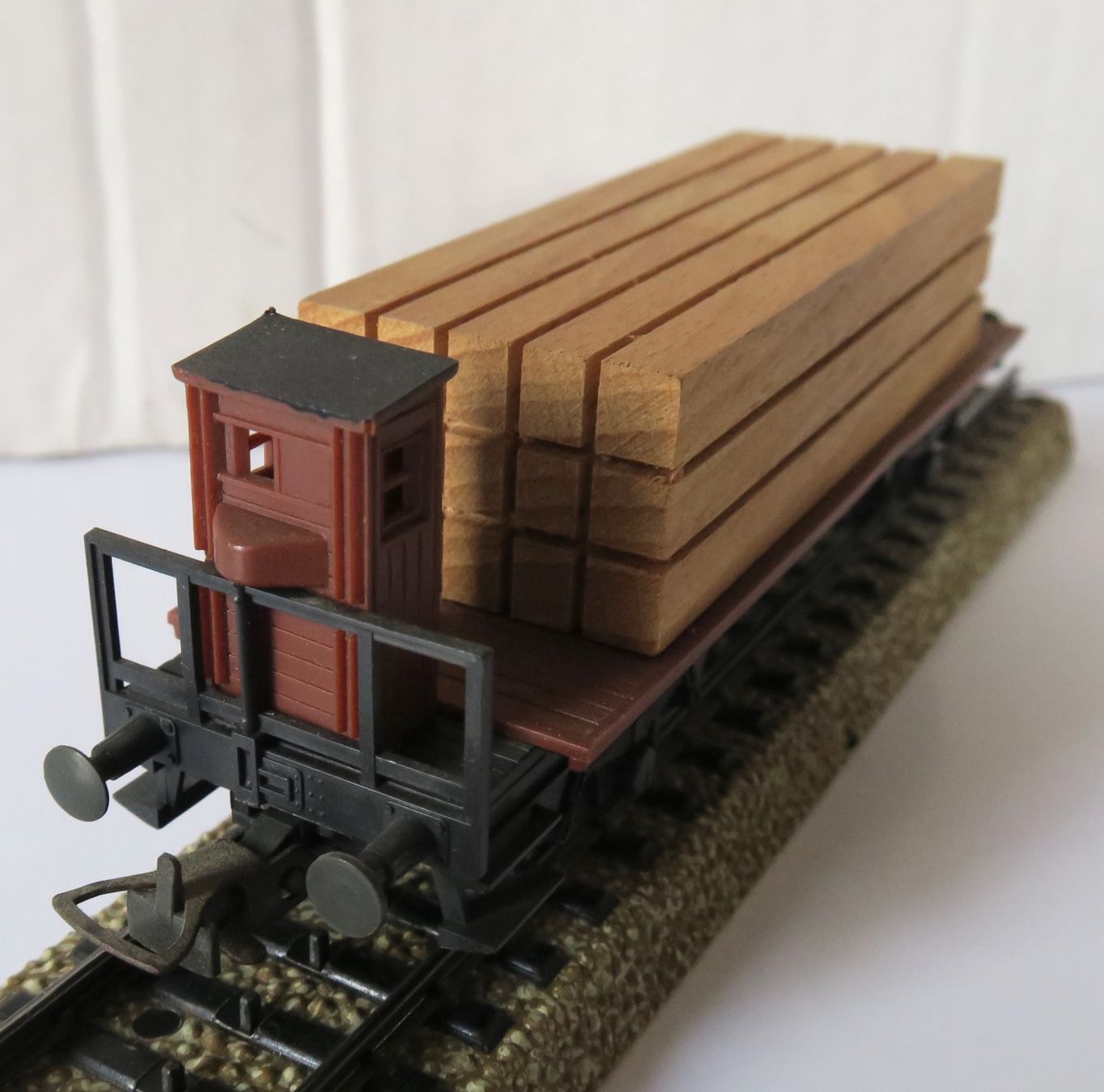 Märklin Modelleisenbahnen: Holzwagen mit Märklin Kupplung – Gebraucht aus Seuzach von Knucklehead1200 2