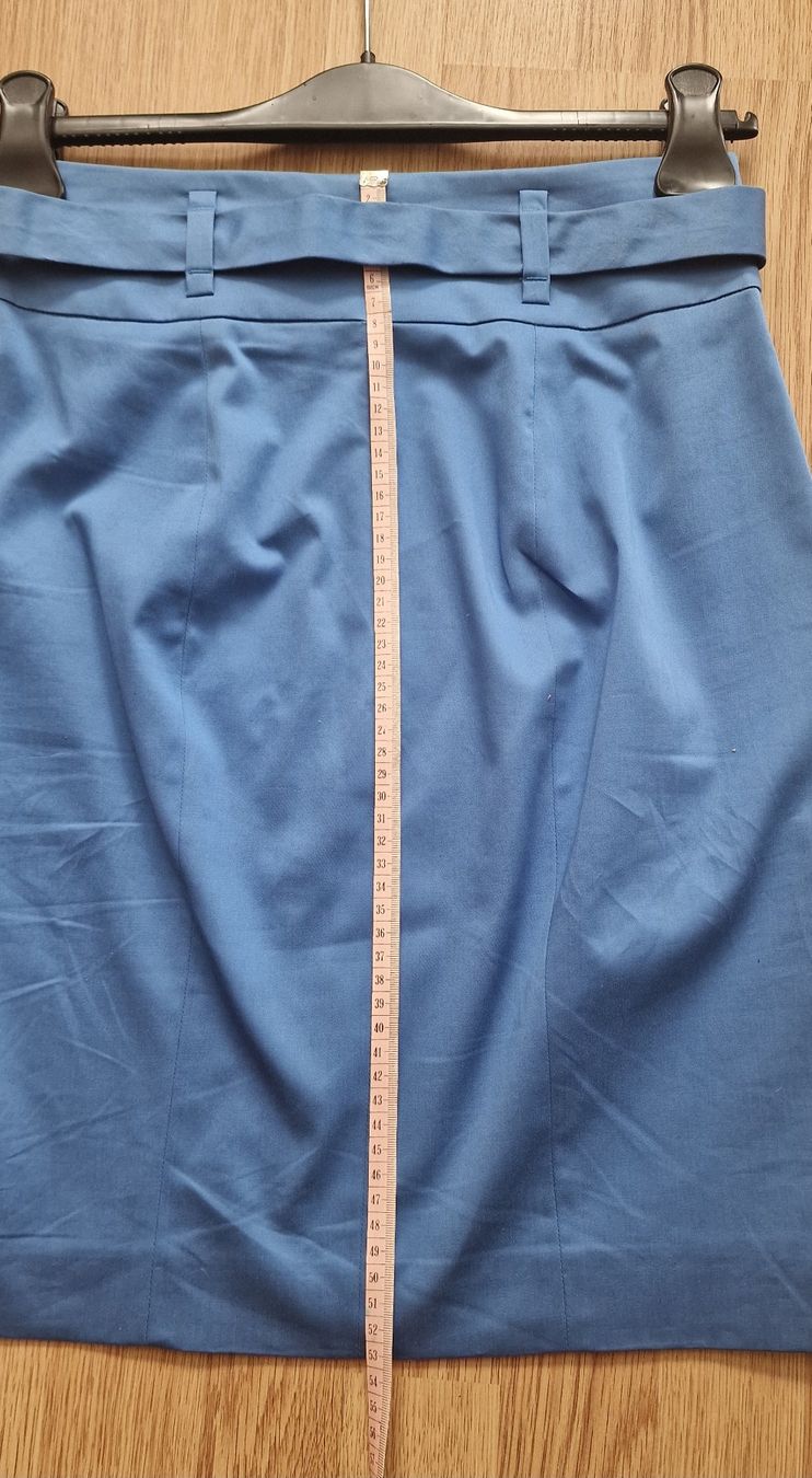 Hugo Boss Gonne: Rock Hugo Boss – Usato da Kriens venduto da natalia.lang 5