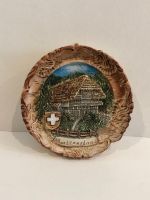 Assiette souvenir chalet montagne et paysage Suisse