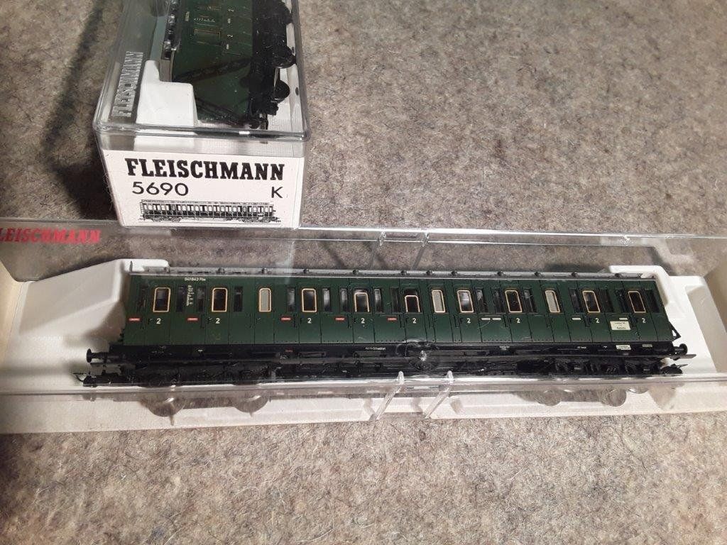 Fleischmann Trains électriques: Fleischmann 5690 – D'occasion à Büsingen par Flohminator 3