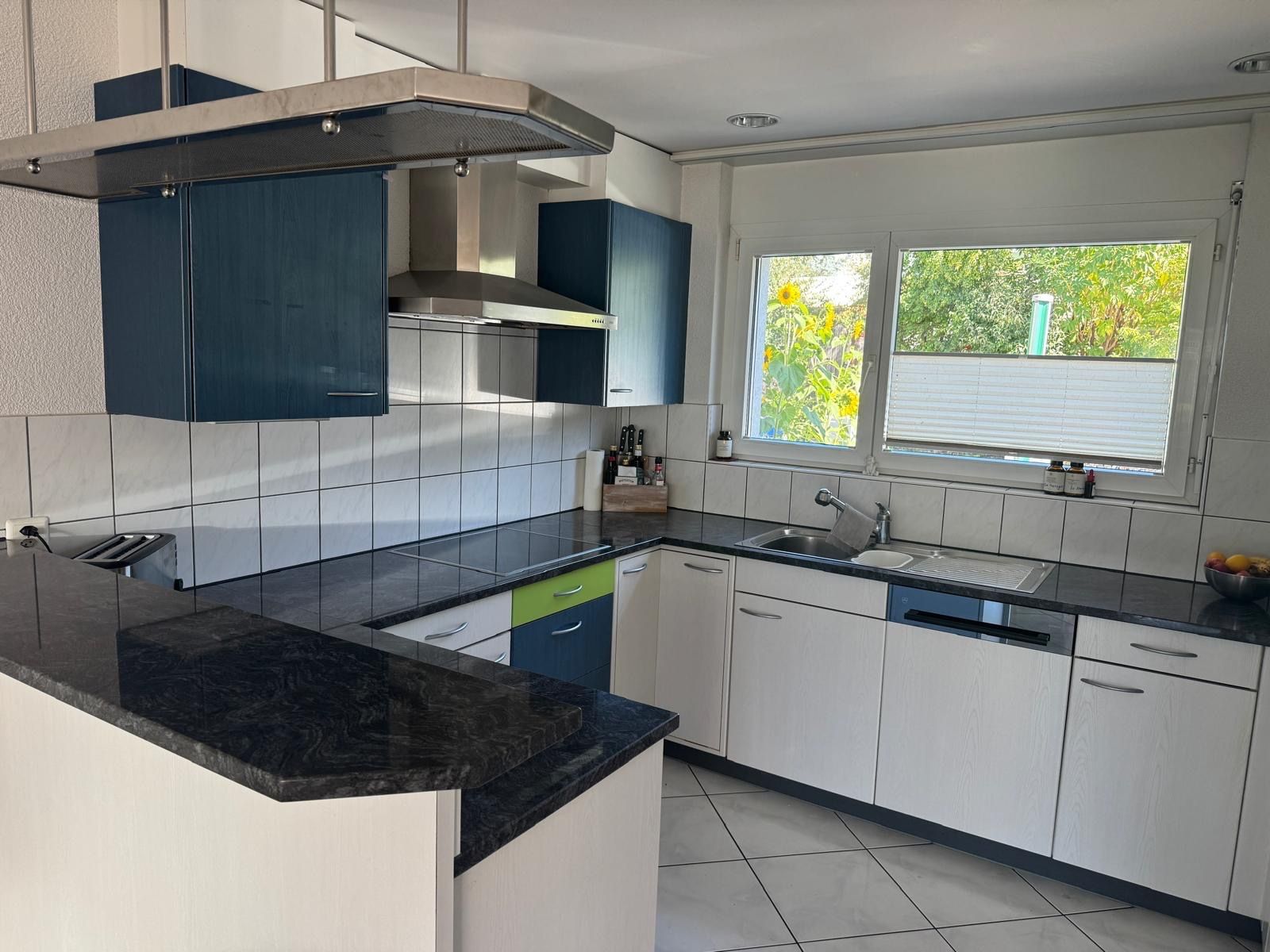 V-Zug Cucine complete: Küche inkl. Geräte – Usato da Knutwil venduto da Peboknu