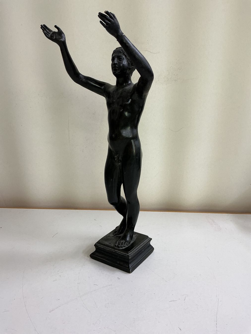 Sculture & Statue: Statue Jüngling in Bronze – Usato da Bern venduto da vielerart