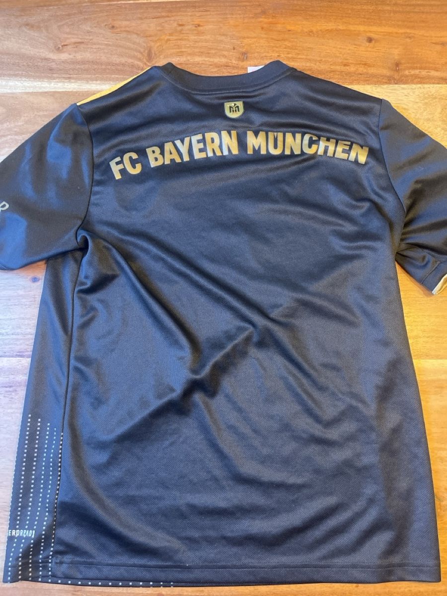 Bayern München Canottiere & Pantaloni: Fc Bayern Trikot Away 22/23 – Usato da Zürich venduto da User_99 4