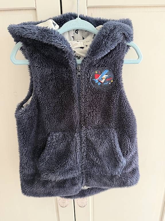 Altro abbigliamento per bambina: Weste  – Usato da Neuhausen am Rheinfall venduto da ste_w65l