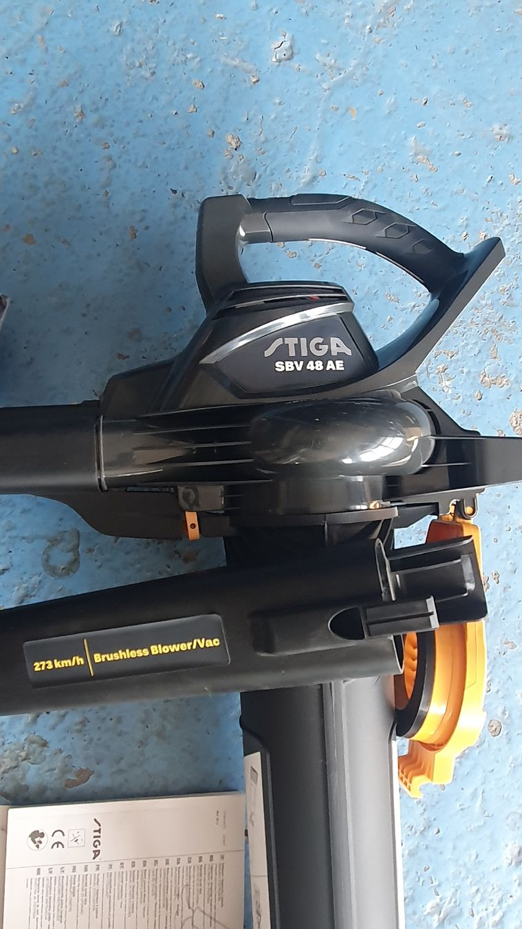 Laubbläser & Laubsauger: Laubbläser/Sauger – Neu (gemäss Beschreibung) aus Maienfeld von RobofixAG 1