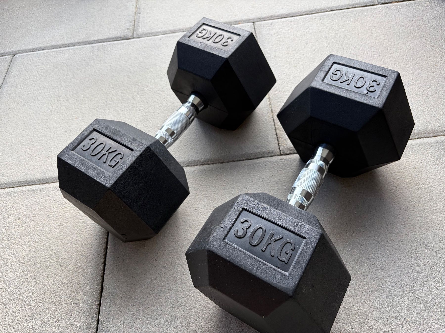 Manubri & Pesi: Hex Dumbell 30 kg – Usato da Hinwil venduto da MacTavish88