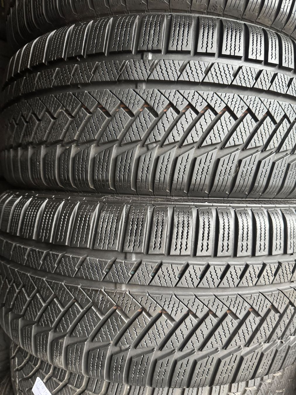 Continental Pneumatici & Ruote complete: 245/45R18 – Usato da Widen venduto da Dinero02 1