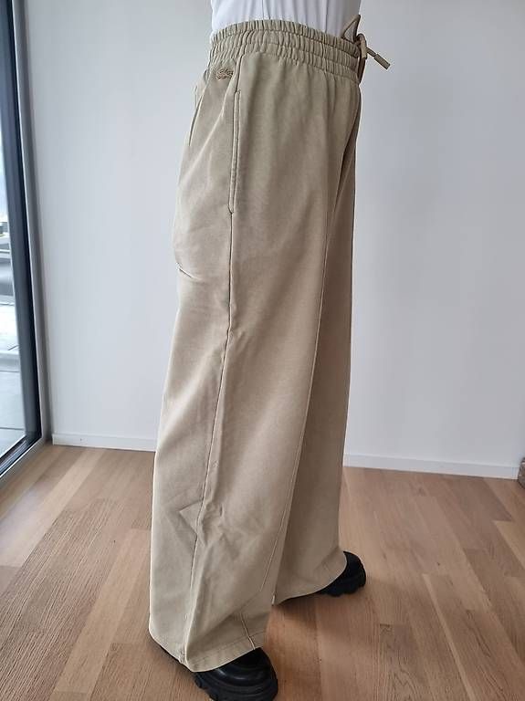 Pantaloni: Jogger Gr.38 Lacoste fast neu – Usato da Ostermundigen venduto da d-p73