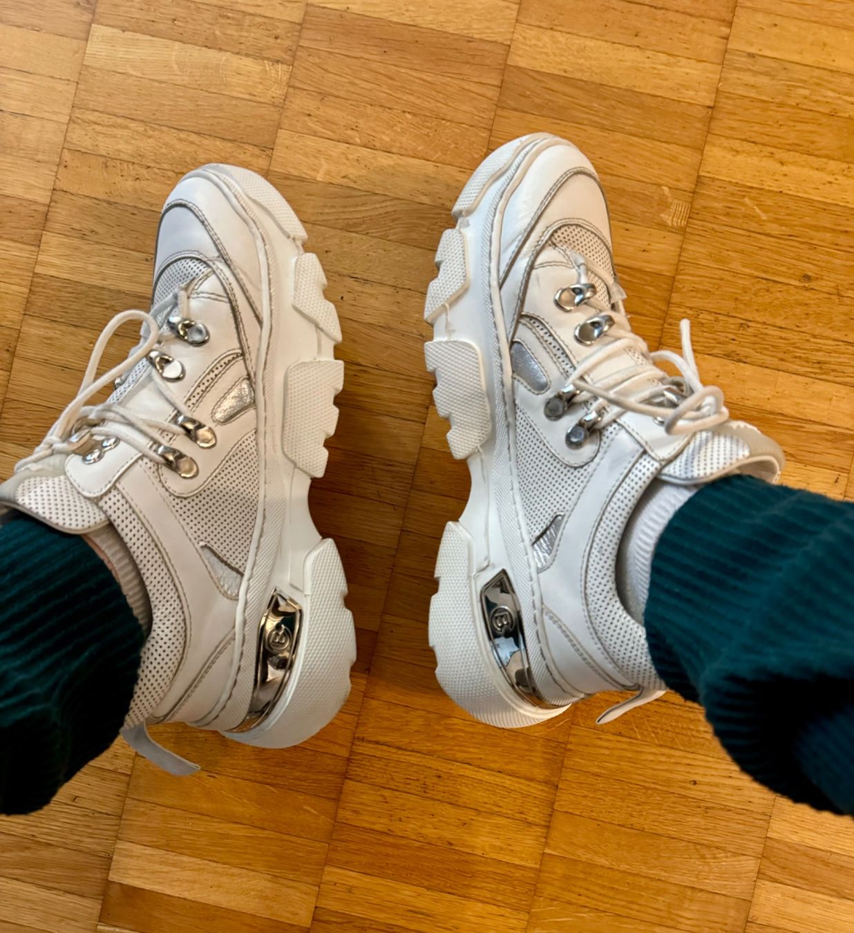 Baldinini Scarpe da donna: Baldinini Damen Sneaker – Usato da Zürich venduto da VictoriaGVA 1