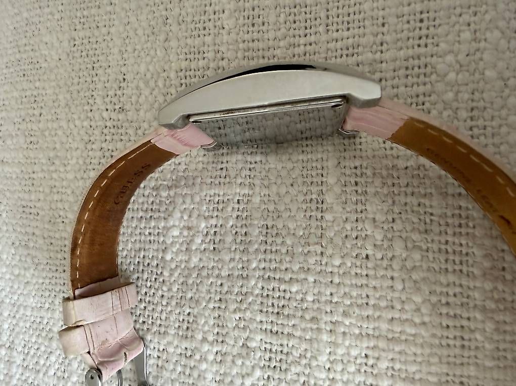 Guess Orologi: Monte GUESS Crystal et cuir – Usato da Goumoens-la-Ville venduto da SandieF 2