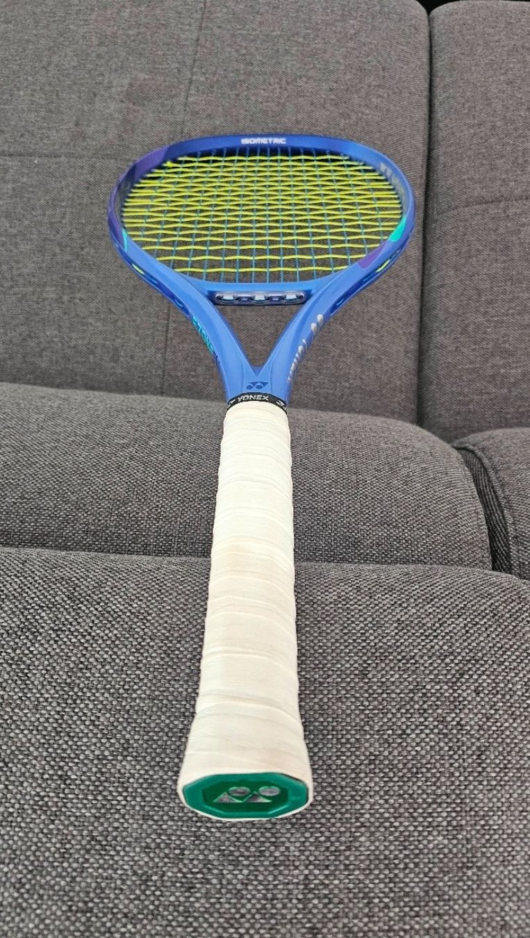 Yonex Racchette: 2x Ezone 100 | Neuwertig | L2 – Usato da Root venduto da Parlex62