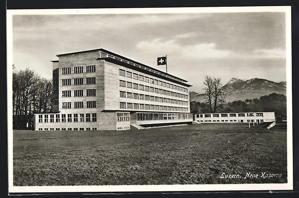 Cartoline postali: AK Luzern, Neue Kaserne – Usato da Berlin venduto da bartko-reher