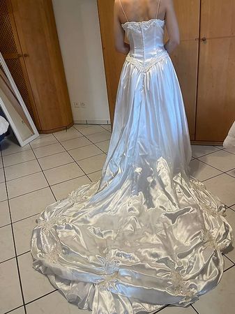 Brautkleid von Lohrengel