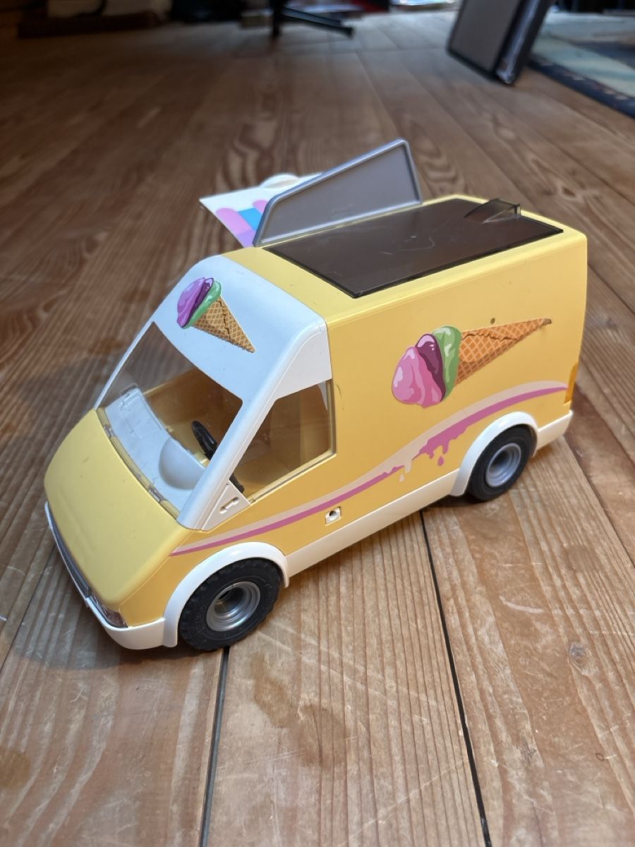 Playmobil Giocattoli: Playmobil Glacewagen – Usato da Effretikon venduto da luk_5dmw 3