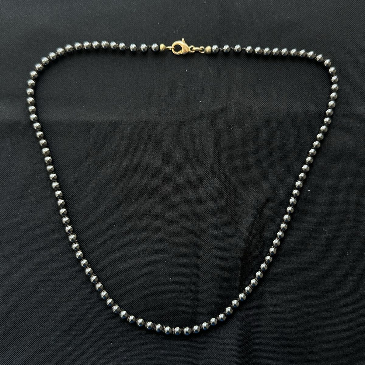 Ketten: Vintage Hématite Halskette – Gebraucht aus Givisiez von dor_xb9k