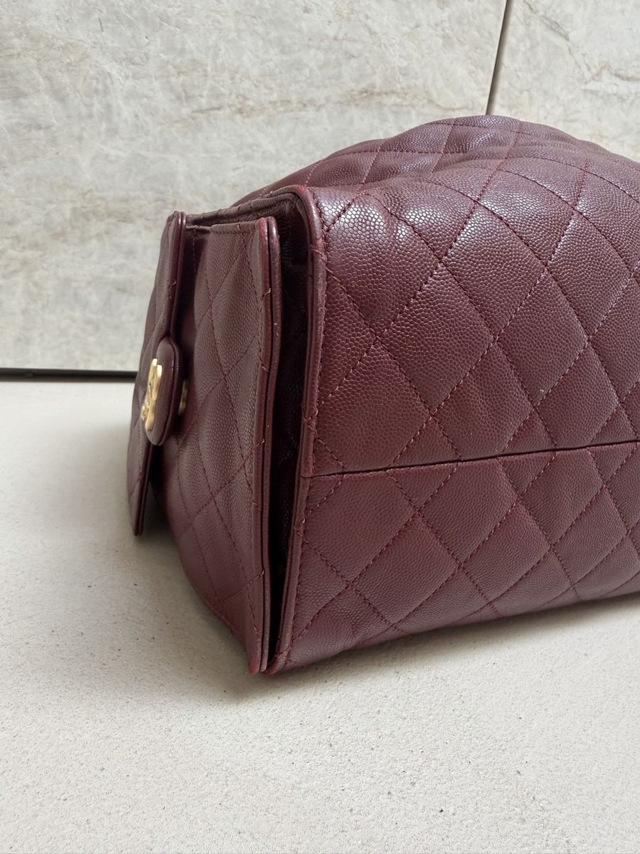 Chanel Sacs femmes: CHANEL 25 bordeaux large – D'occasion à Uetikon am See par mga_lqy6 2