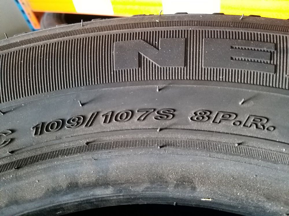 Pneu Reifen 215/70 - 15C | Kaufen auf Ricardo