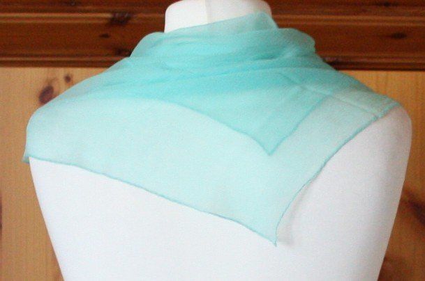 Foulard & Sciarpe: Schal Tuch türkis – Usato da Flüelen venduto da Diversicum-Textil 4