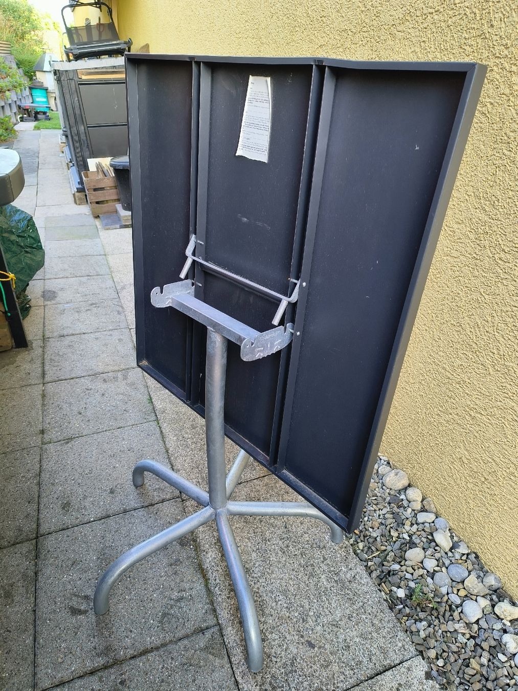 Tische: Schaffner Metall Tisch  – Gebraucht aus Obfelden von Alf2005