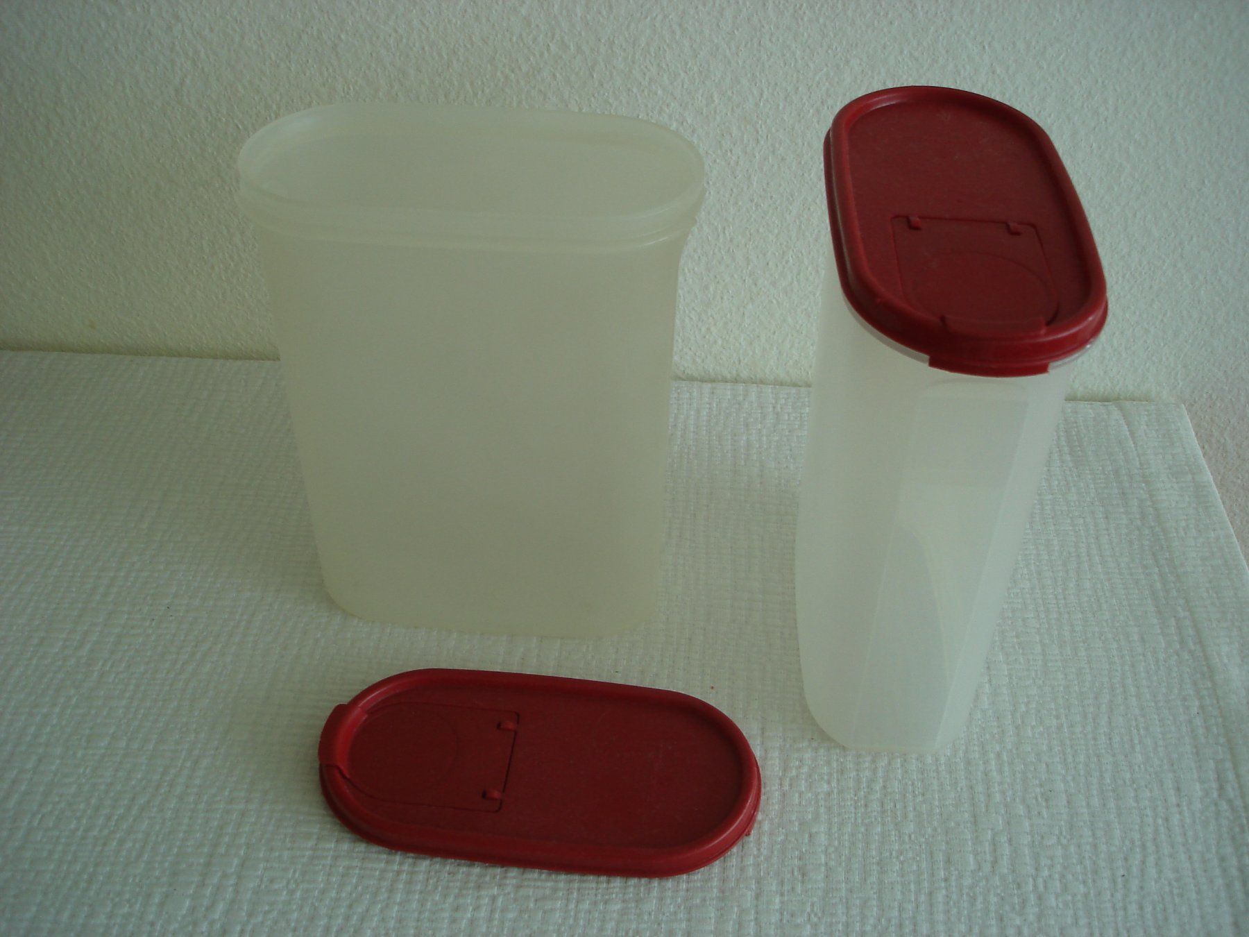 Tupperware Contenitori & Simili: 4 verschiedene Tupperware Aufbewahrungsbehälter Box – Usato da Regensdorf venduto da anna059 2