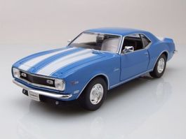 Chevrolet Camaro Z28 1968 blau / weiss        1:24 von Welly