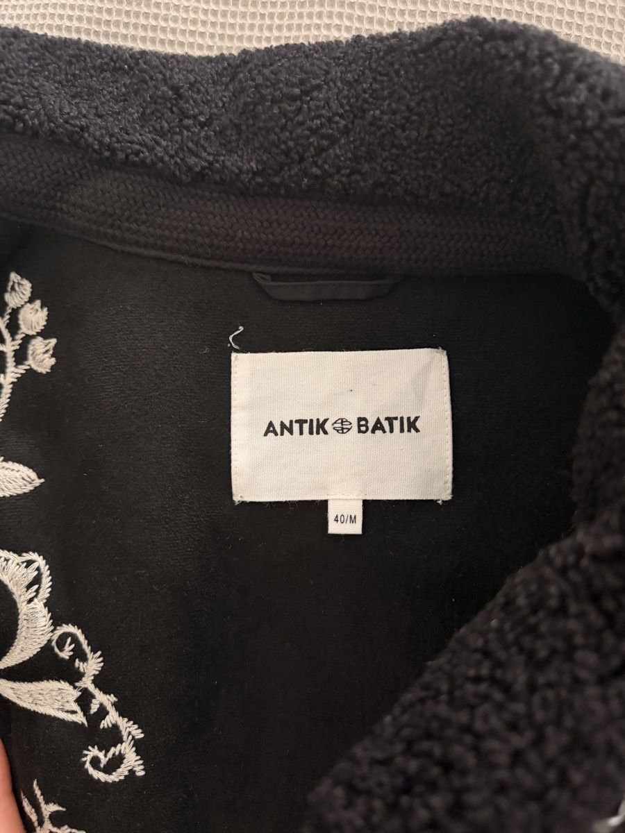 Giacche: Antik Batik Embroidered Black Jacket, Size M, Cozy! – Nuovo (secondo la descrizione) da Zug venduto da gut_kgt6 1