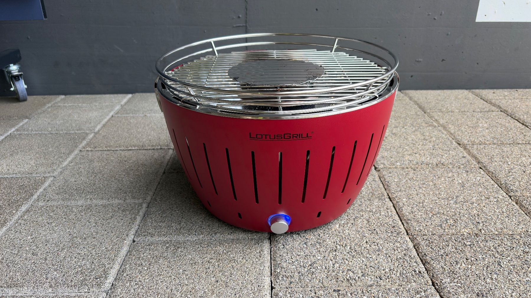 Griglie: LOTUSGRILL CLASSIC, Feuerrot – Usato da Arni AG venduto da CLIMBIM
