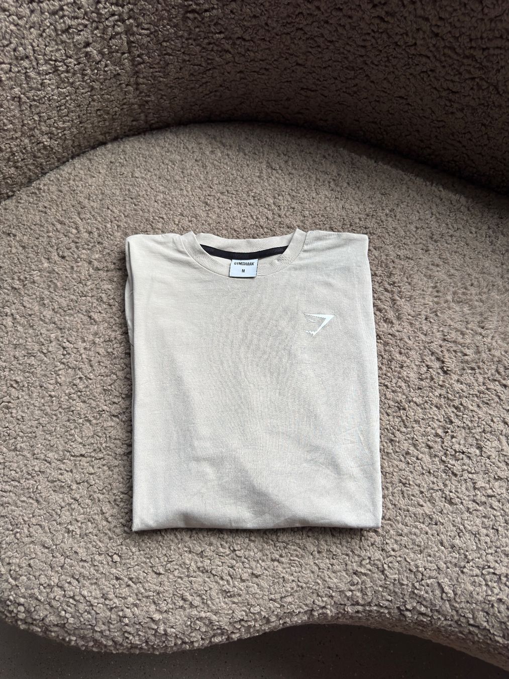 Gymshark T-shirt: Gymshark | T-Shirt – Nuovo (secondo la descrizione) da Horgen venduto da onur_5