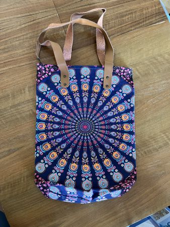 Tasche mit Ethno-Muster, komplett neu, Laptop Grösse