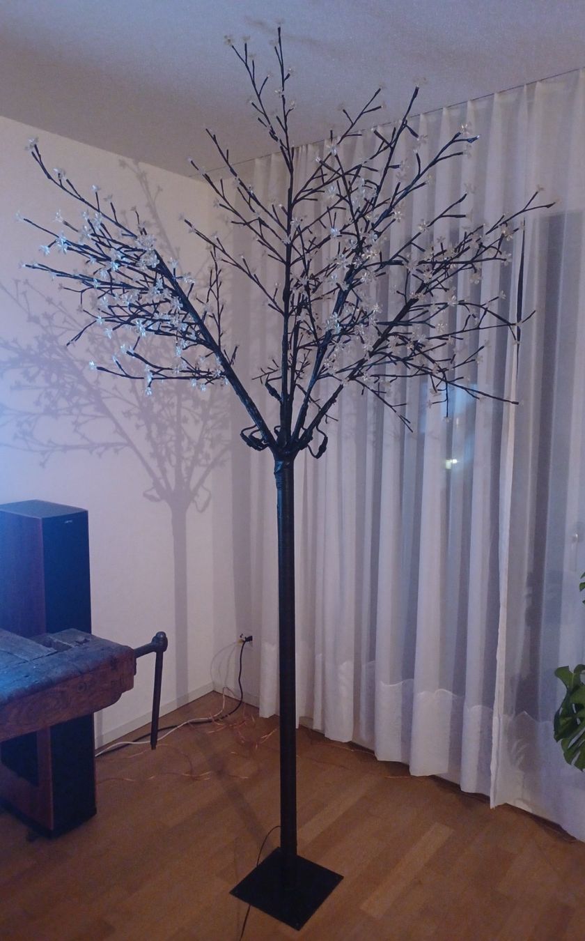 Ghirlande e barre luminose: Weihnachtsbeleuchtung Baum gross – Usato da Egerkingen venduto da John001 1