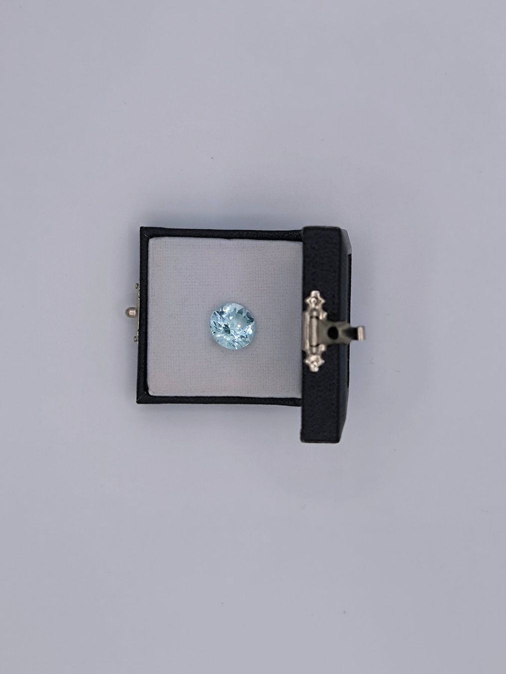 Pietre preziose: Aquamarin 6,84 ct – Usato da Wabern venduto da kortn-t
