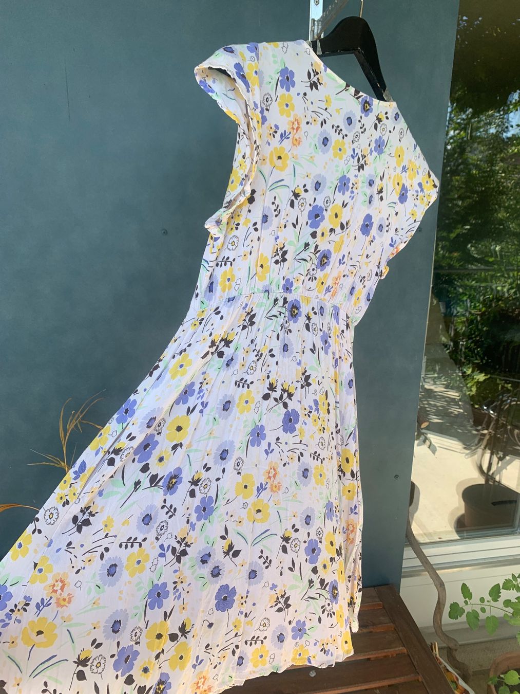 Kleider: Sommerkleid mit Blumen, Gr.S🌞 – Gebraucht aus Egg b. Zürich von Flummi 3