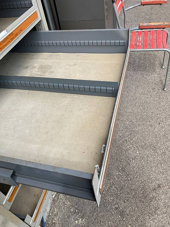 Armadi: Werkzeugschrank Vidmar – Usato da Liesberg Dorf venduto da Country1 7