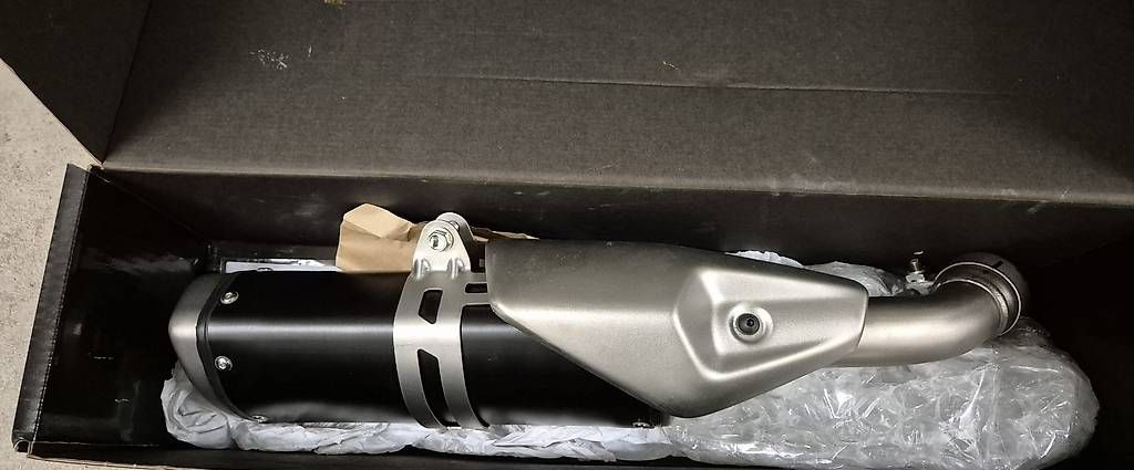 Sistemi di scarico: KTM Duke 125 Originalauspuff - neu – Usato da Zürich venduto da Mtaurus