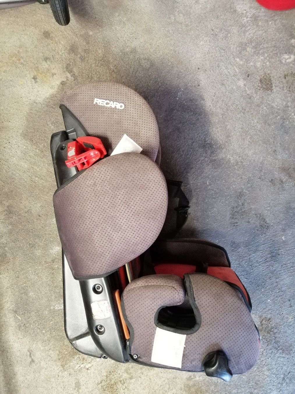 Recaro Auto-Kindersitze: Auto Kindersitz, Marke Recaro – Gebraucht aus Visp von rockmobile 3