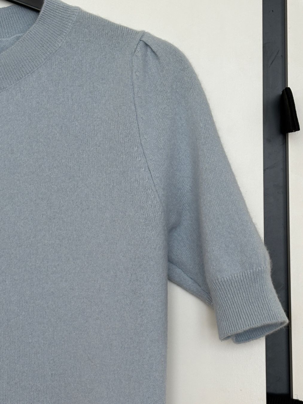 Pulls & Sweat-shirts: Kurzarm-Pullover aus Kaschmir von Burger – D'occasion à Wohlen AG par 1247_ww_shopping 2