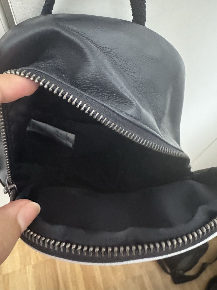 Adidas Rucksäcke: Mini sac à dos Adidas bleu marin – Gebraucht aus Meyrin von mai_pl7s 1
