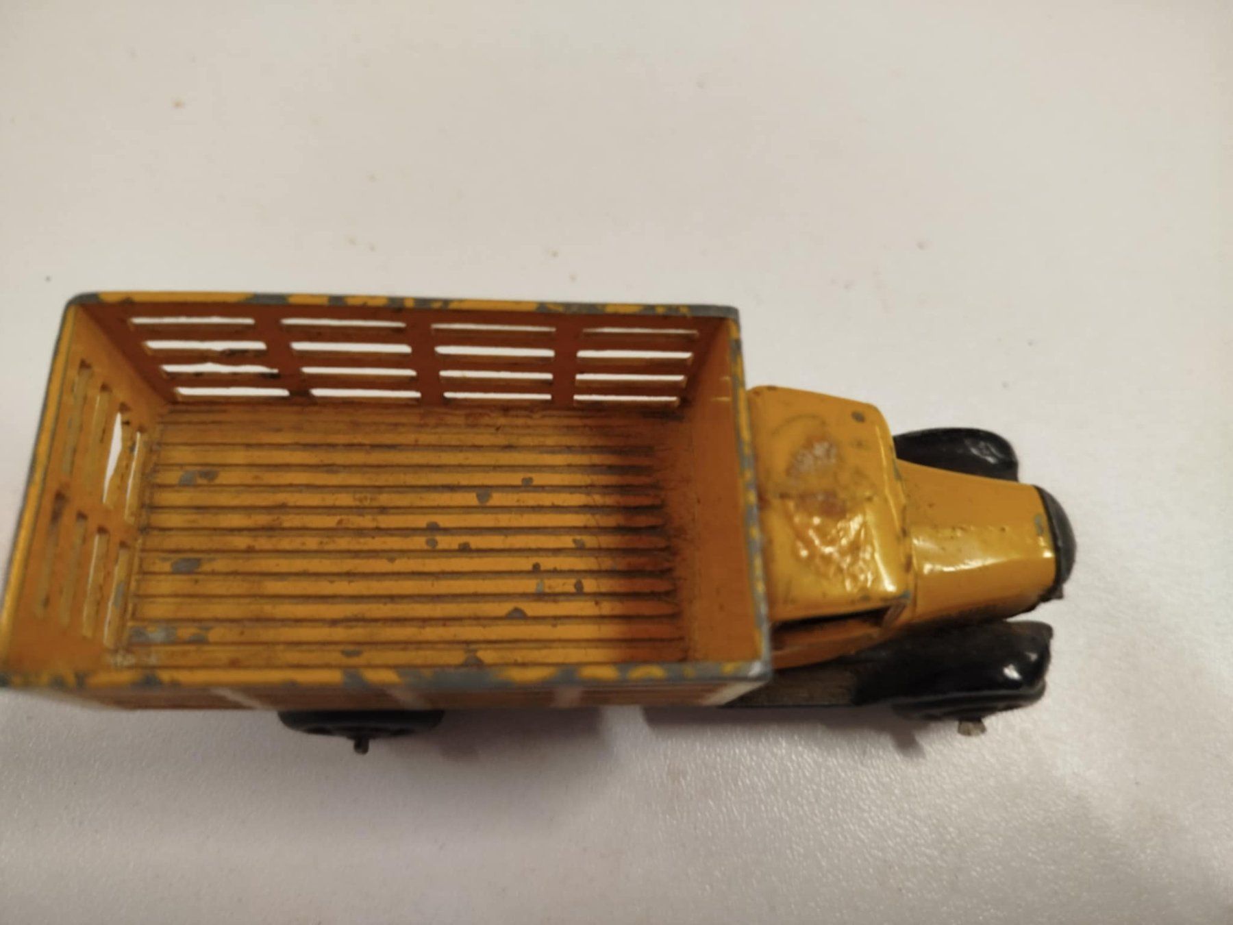 Dinky Toys Modellini d'auto: Dinky Toys (nr 11) – Usato da La Chaux-de-Fonds venduto da Emmaus2300CDF 5