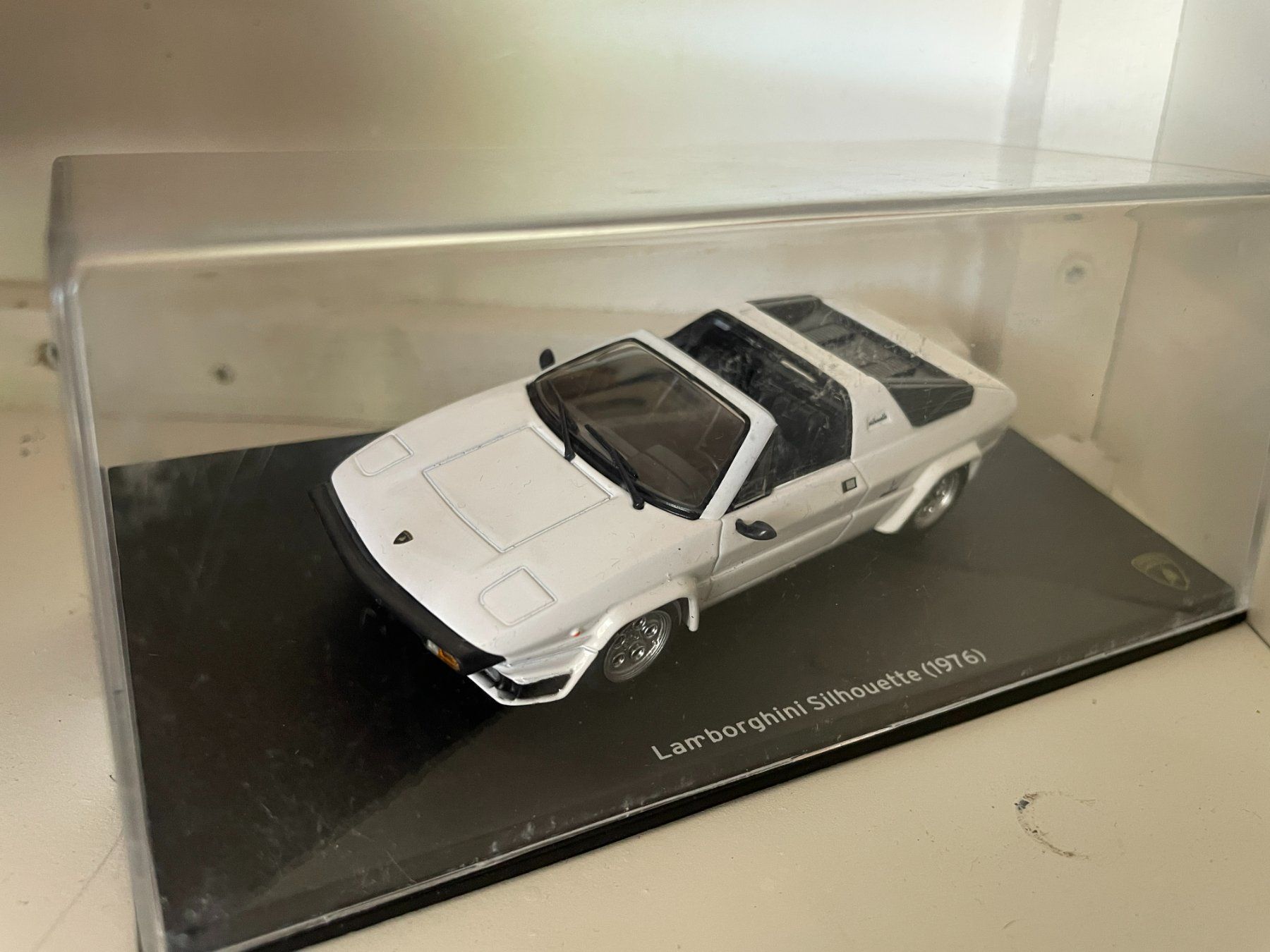 Lamborghini Modellini d'auto: lamborghini silhouette 1:43 – Nuovo e nell'imballaggio originale da Wohlen AG venduto da Erelpowerline