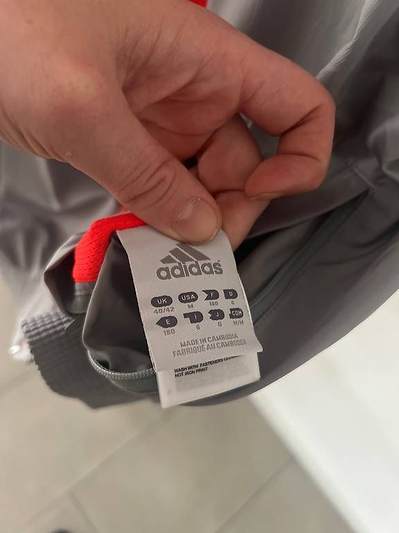 Giacche: Adidas Jacke – Usato da Dagmersellen venduto da tabula_rasa 3
