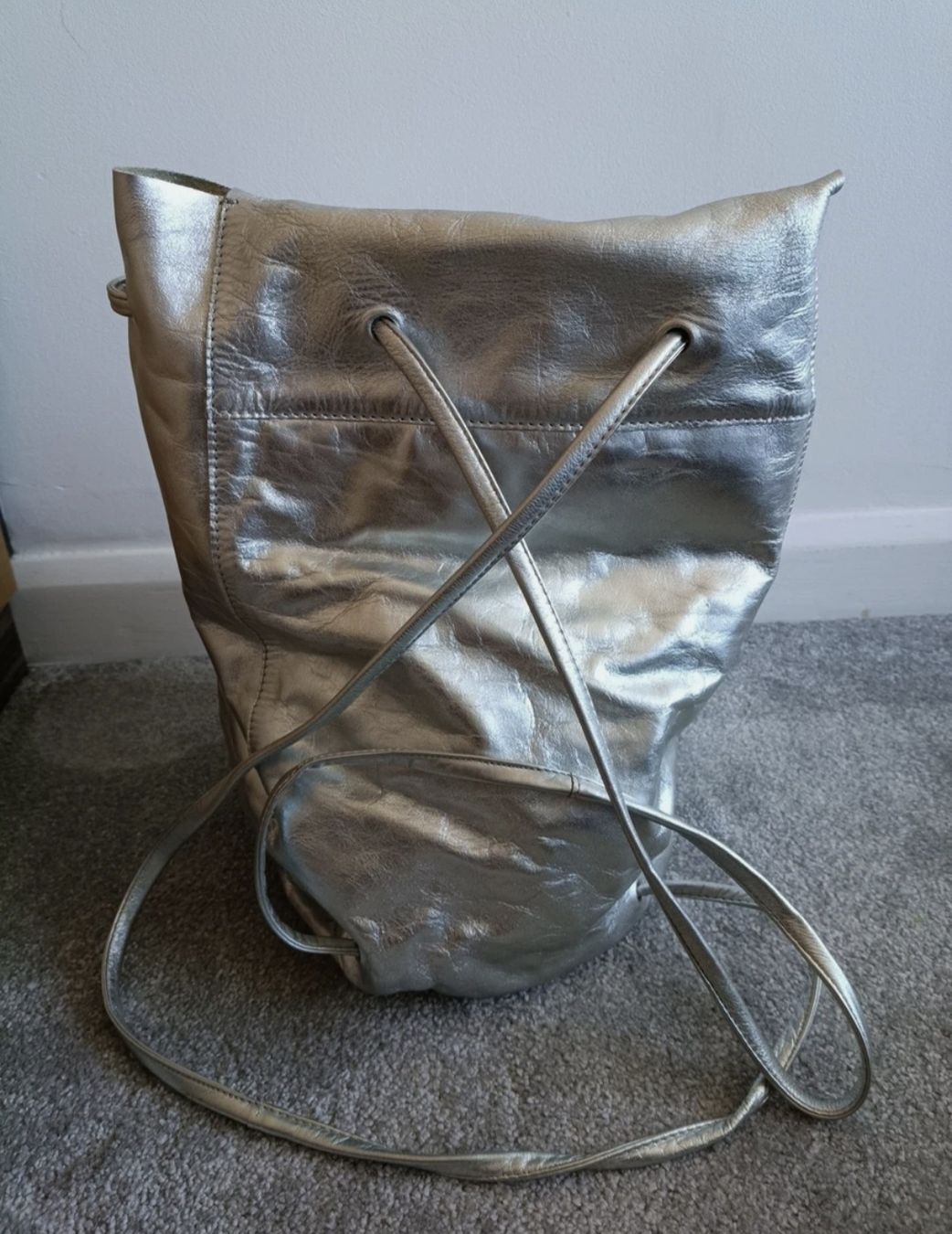 Cos Sacs à dos: Drawstring backpack cos – D'occasion à Thalwil par Jola123 1