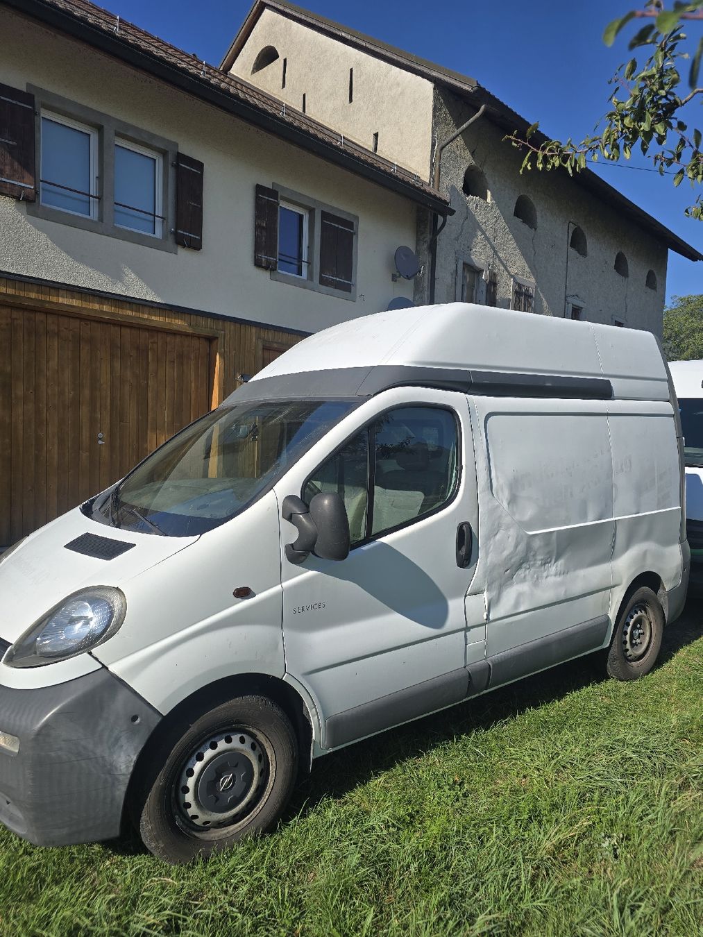 Veicoli commerciali: opel Vivaro 1.9 ab MFK – Usato da Monthey venduto da Emil_auto 2