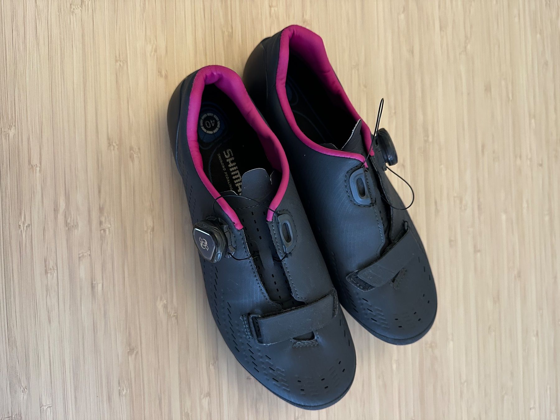 Shimano Damenschuhe: Shimano Veloschuhe – Gebraucht aus Aarau von fele85