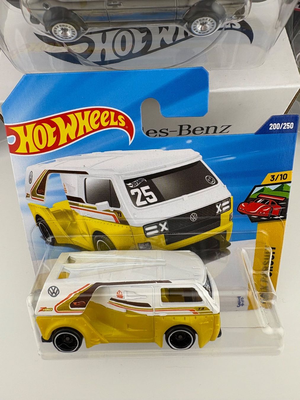 Hot Wheels Modellautos: Hot Wheels VW T3 Custom Volkswagen T3 - 2025 - 200/250 – Neu und originalverpackt aus Flawil von HeisseReifen 1