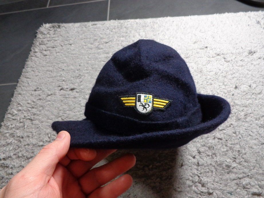 Uniformi: Polizei KAPO GR Hut – Usato da Gontenschwil venduto da Ch_suk 1